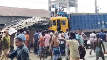 লালমনিরহাটে ট্রাকের ধাক্কায় ইজিবাইকের ৩ যাত্রী নিহত