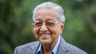 স্ত্রীর মৃত্যুর পর হাসপাতালে মাহাথির মোহাম্মদ